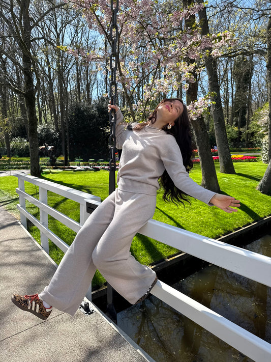 Travel Sweater Cappuccino