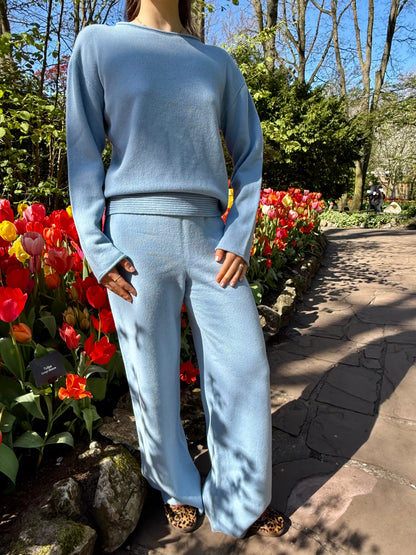 Travel Sweater Sky Blue